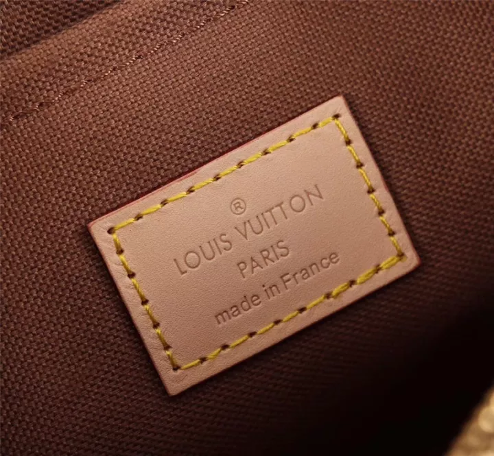 258d26141b4342c3d179741585f468af.jpg_720x720q80.jpg_ Louis Vuitton Mono Pink Belt Multi Pochette Bag (With Box)