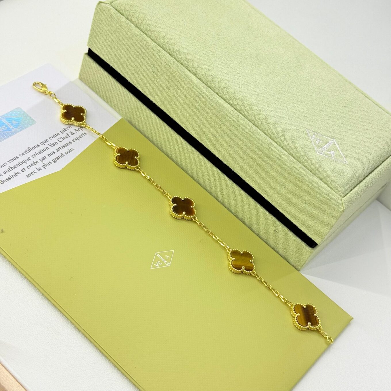 Van Cleef Alhambra Brown Marble Clover Gold Color Bracelet