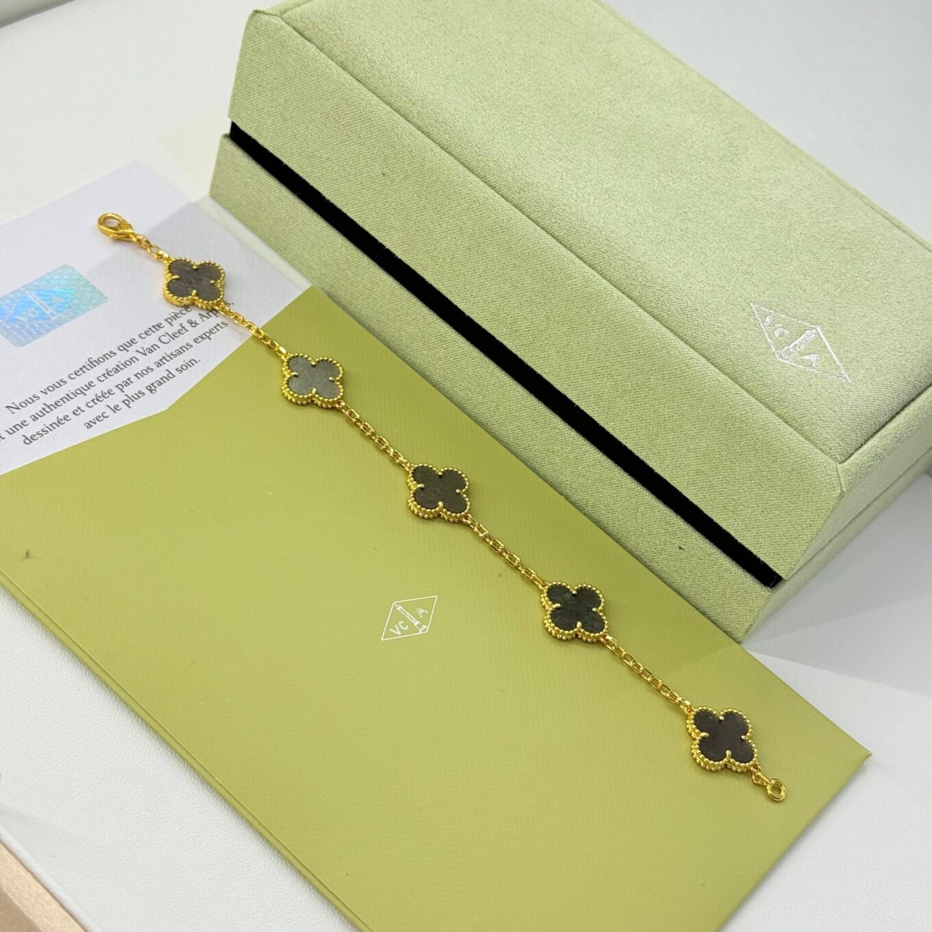 Van Cleef Alhambra Gray Marble Clover Gold Color Bracelet