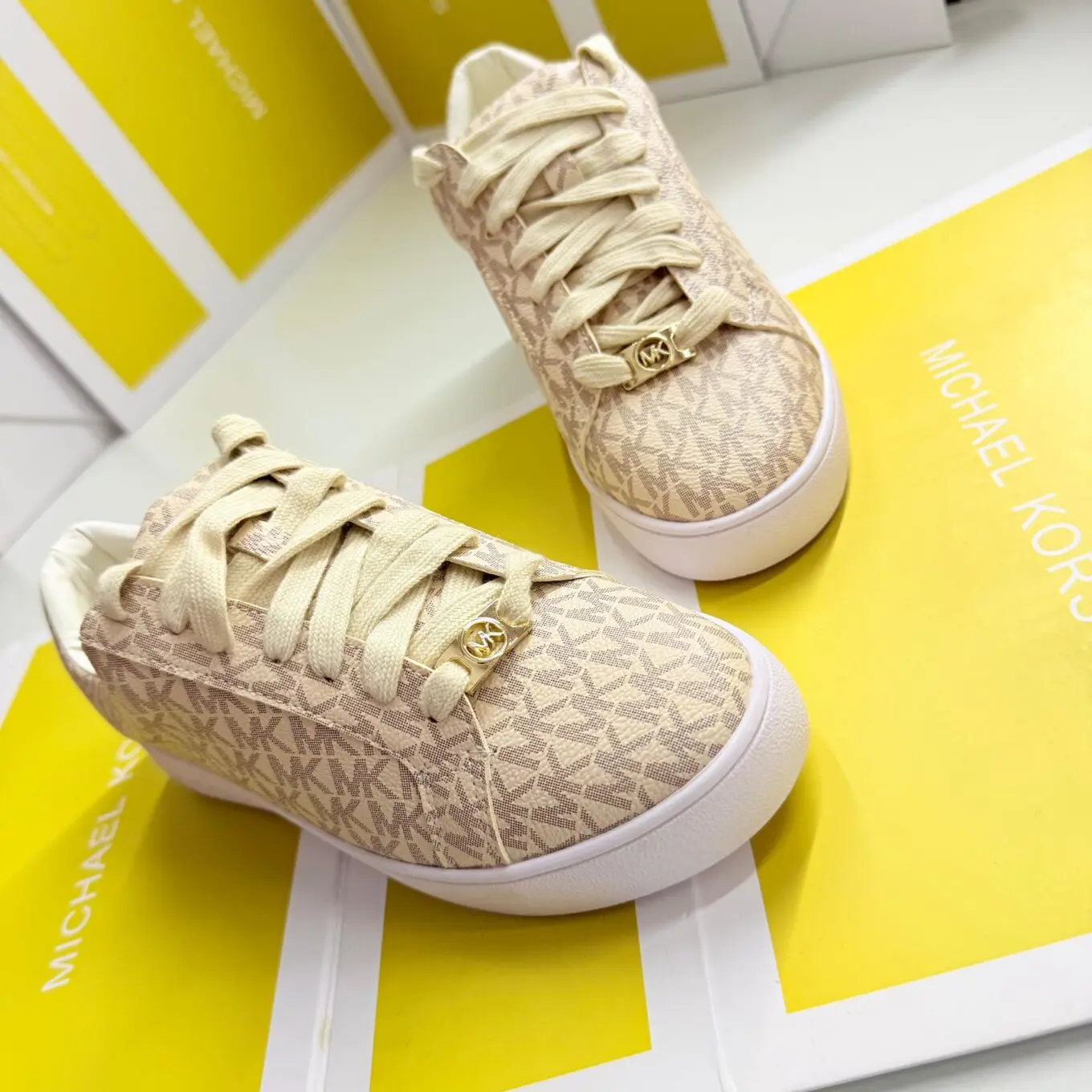 Michael Kors Keaton Logo Beige Color Sneaker